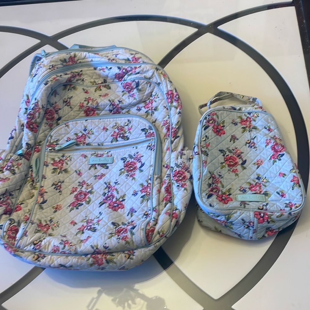 Vera Bradley matching large backpack and lunch box